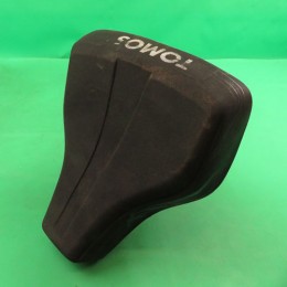 Zadel zwart met accubak Tomos A35